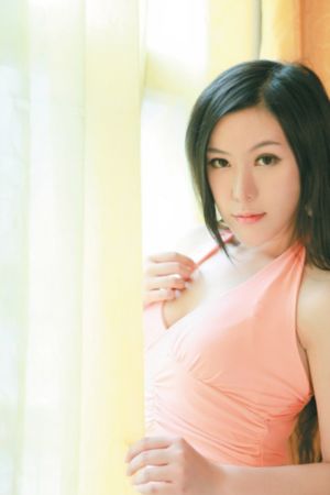 商务旅行的女老板同房_超清手机在线观看
