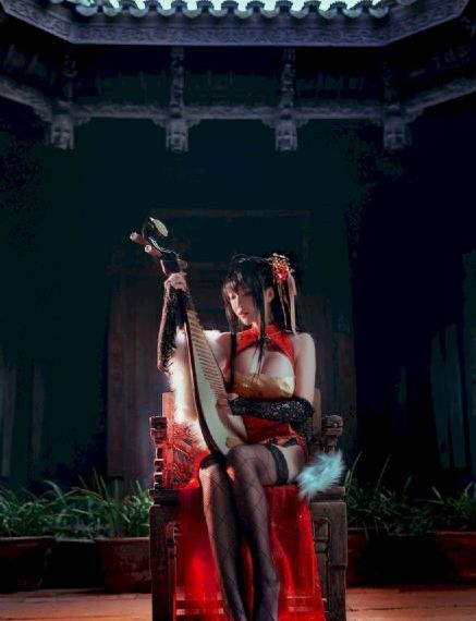 裙下的野兽_高清电影完整版